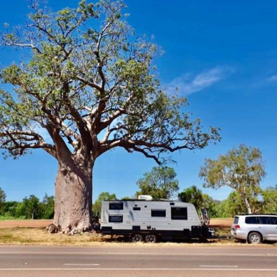 GREAT ESCAPE CARAVAN AND FOUR WHEEL DRIVE IN KUNANURRA NT